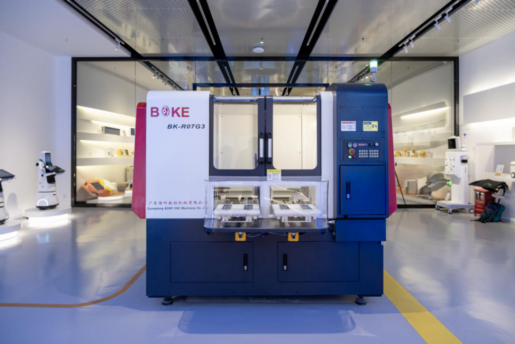 廣東工業(yè)設(shè)計城創(chuàng)新科技館開館插圖(11)